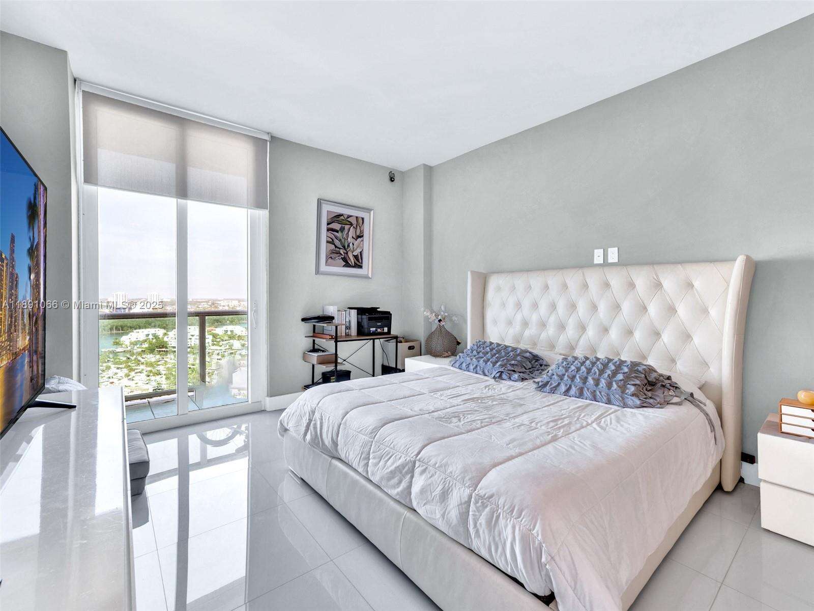 Arlen House at 100 Bayview Dr, Sunny Isles Beach, FL 33160 - For Sale photo 10