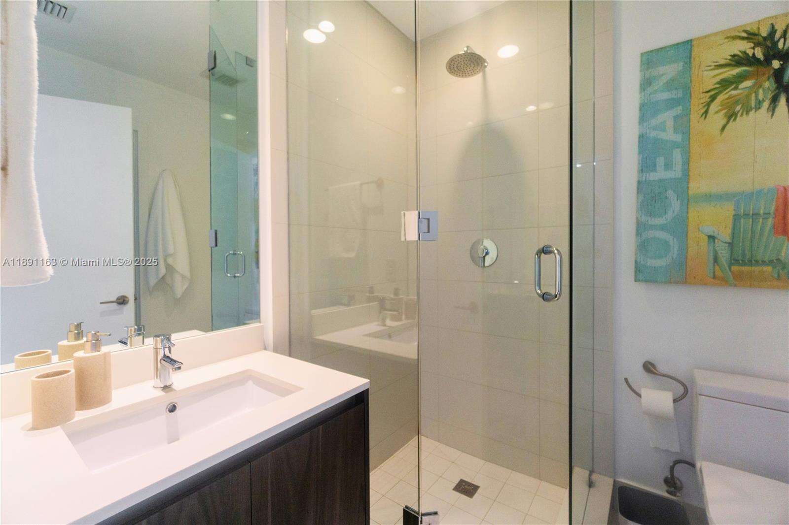 Gran Paraiso at 480 31 St, Miami, FL 33137 - For Sale photo 13