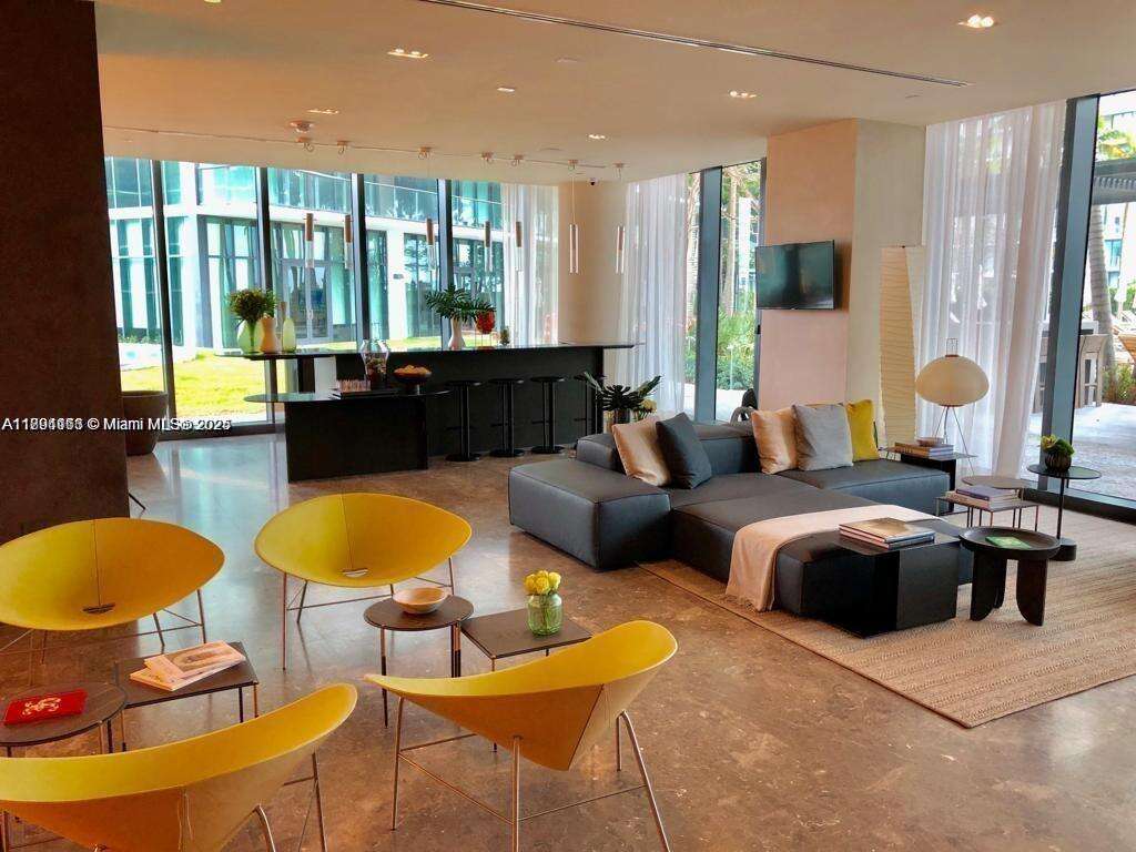 Gran Paraiso at 480 31 St, Miami, FL 33137 - For Sale photo 44