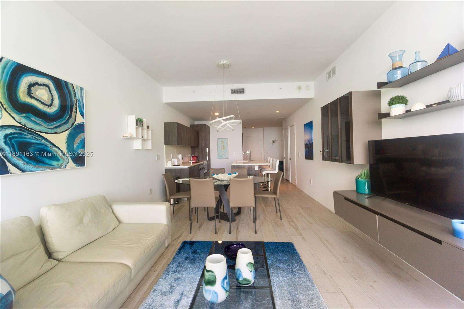 Gran Paraiso at 480 31 St, Miami, FL 33137 - For Sale photo 7