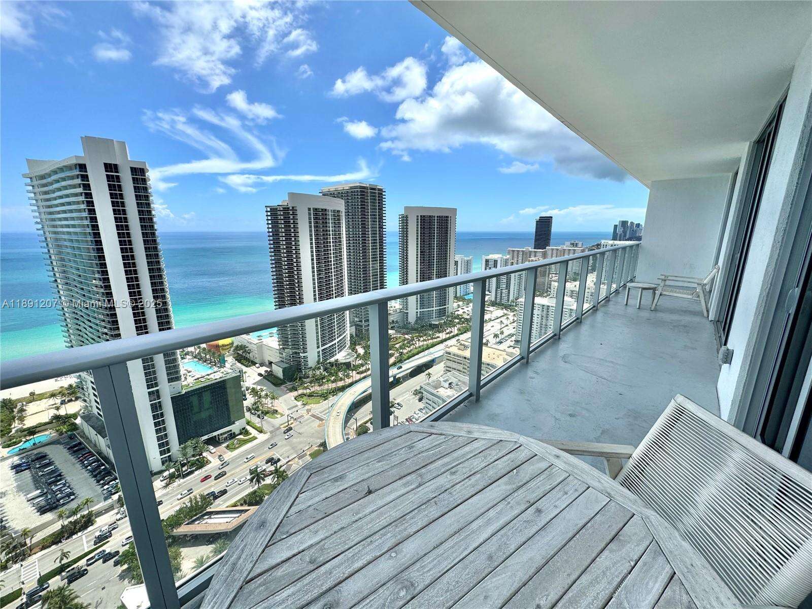 Hyde Beach House at 4010 Ocean Dr, Hollywood, FL 33019 - For Sale photo 3