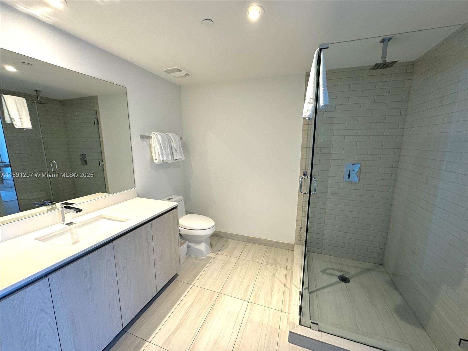 Hyde Beach House at 4010 Ocean Dr, Hollywood, FL 33019 - For Sale photo 24