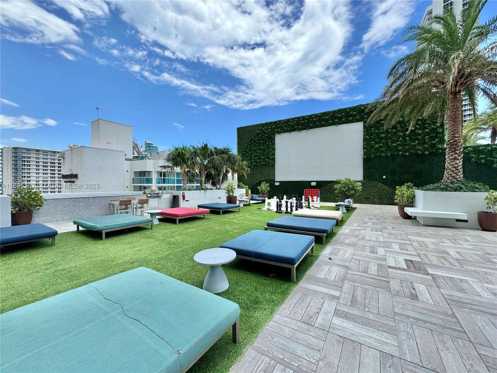Hyde Beach House at 4010 Ocean Dr, Hollywood, FL 33019 - For Sale photo 31