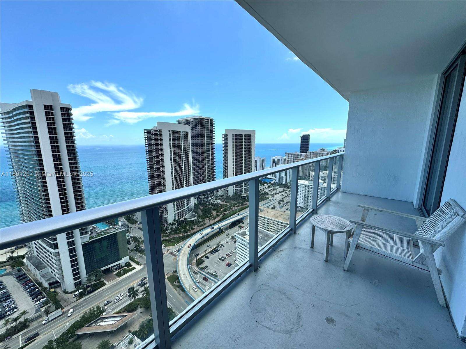 Hyde Beach House at 4010 Ocean Dr, Hollywood, FL 33019 - For Sale photo 5