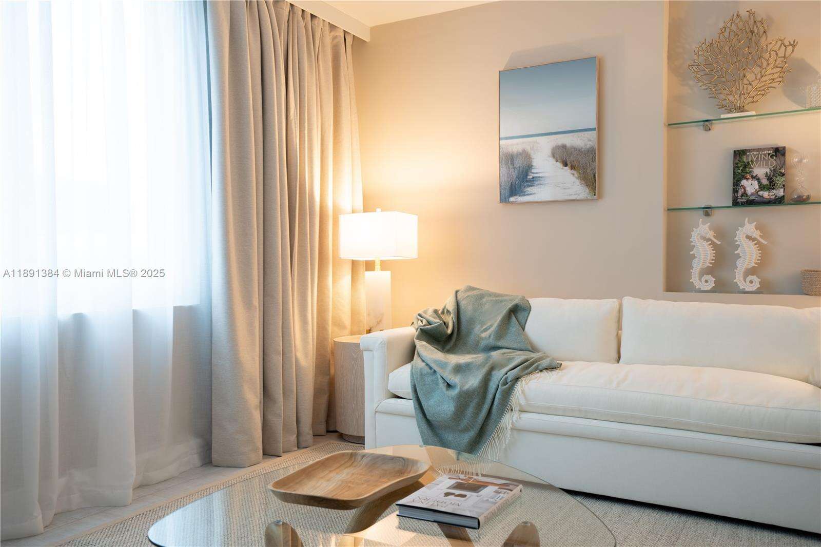 Roney Palace at 2301 Collins Ave, Miami Beach, FL 33139 - For Sale photo 2