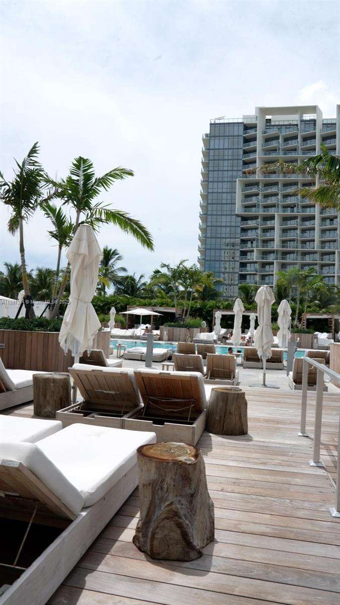 Roney Palace at 2301 Collins Ave, Miami Beach, FL 33139 - For Sale photo 20