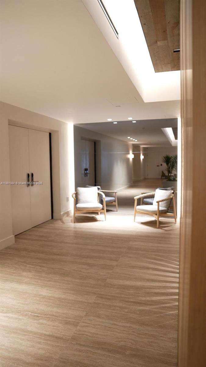 Roney Palace at 2301 Collins Ave, Miami Beach, FL 33139 - For Sale photo 28