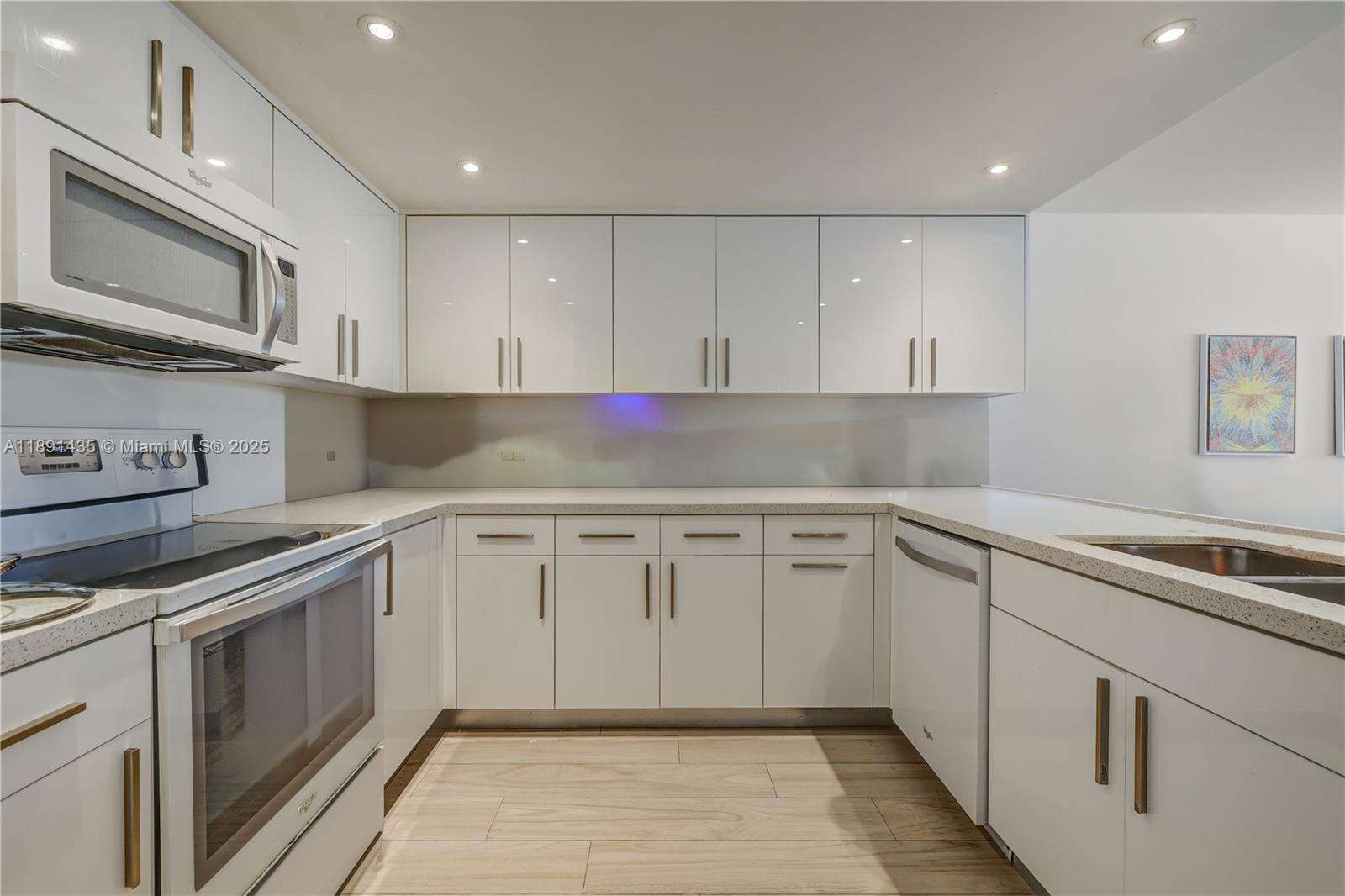 Brickell Place at 1901 Brickell Ave, Miami, FL 33129 - For Sale photo 1