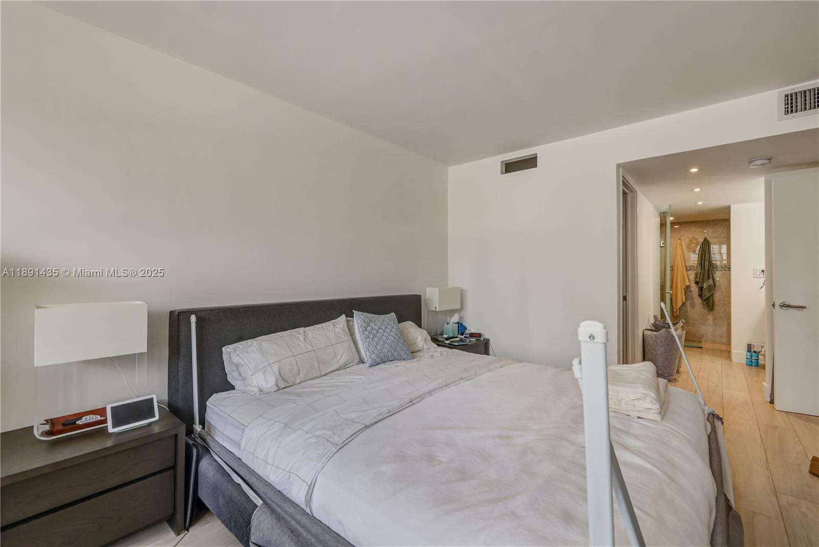 Brickell Place at 1901 Brickell Ave, Miami, FL 33129 - For Sale photo 19