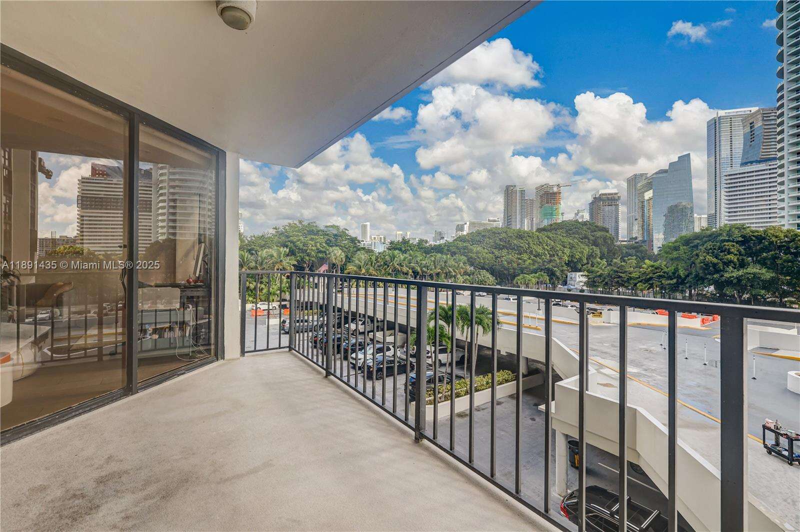 Brickell Place at 1901 Brickell Ave, Miami, FL 33129 - For Sale photo 25