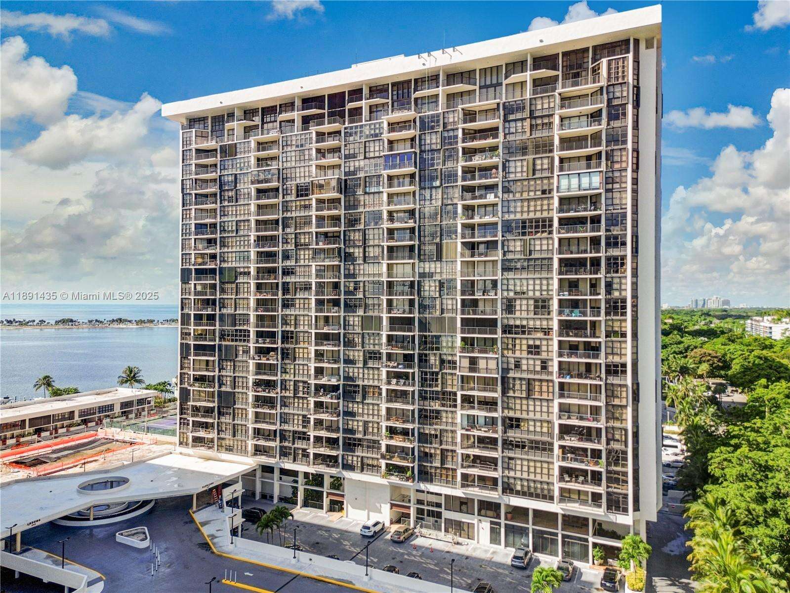 Brickell Place at 1901 Brickell Ave, Miami, FL 33129 - For Sale photo 27