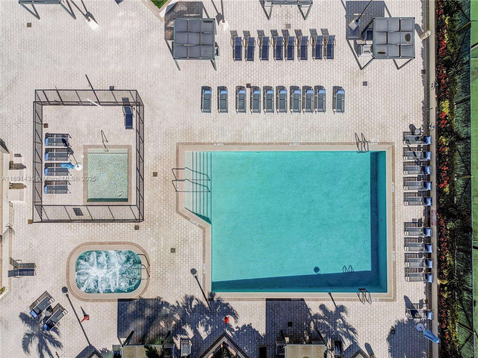 Brickell Place at 1901 Brickell Ave, Miami, FL 33129 - For Sale photo 33