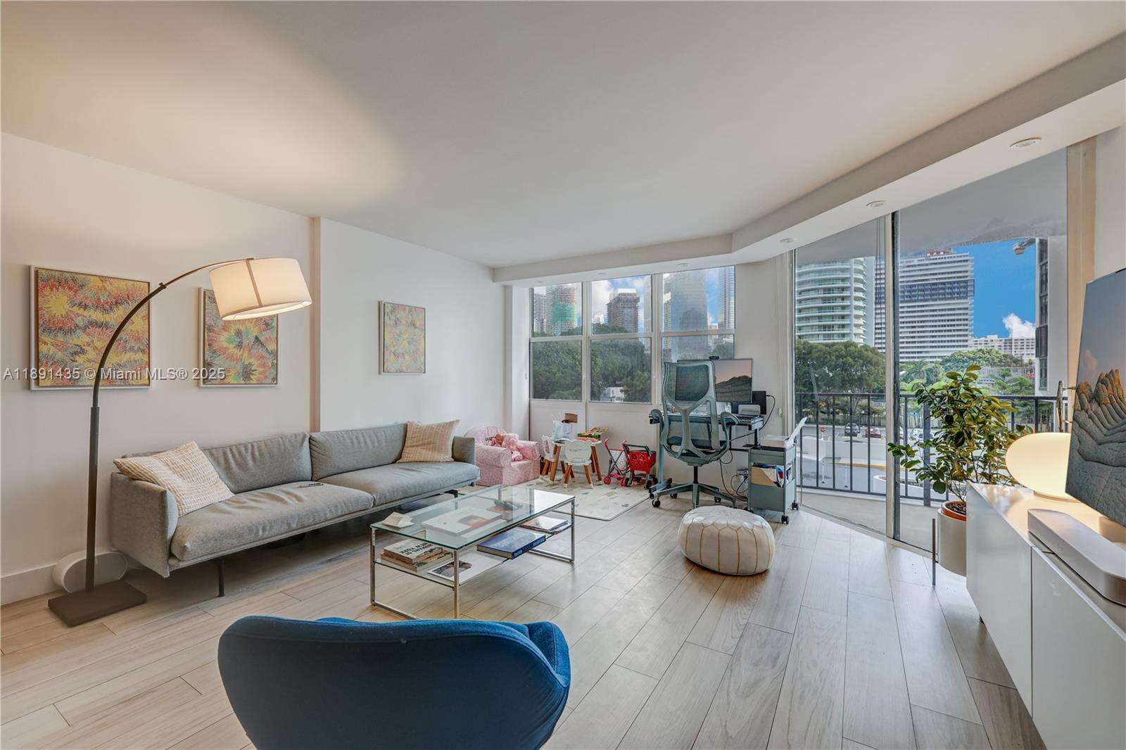 Brickell Place at 1901 Brickell Ave, Miami, FL 33129 - For Sale photo 7
