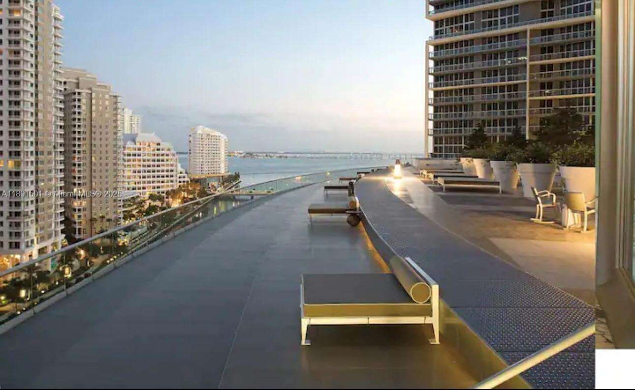 Icon Brickell 2 at 495 Brickell Ave, Miami, FL 33131 - For Sale photo 18