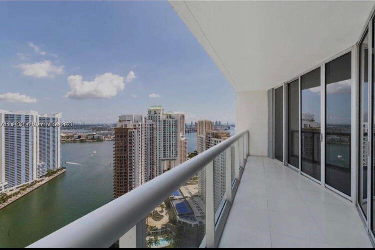 Icon Brickell 2 at 495 Brickell Ave, Miami, FL 33131 - For Sale photo 30