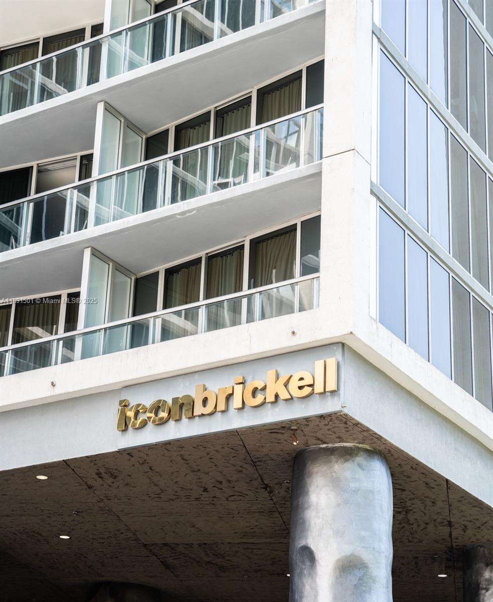 Icon Brickell 2 at 495 Brickell Ave, Miami, FL 33131 - For Sale photo 9