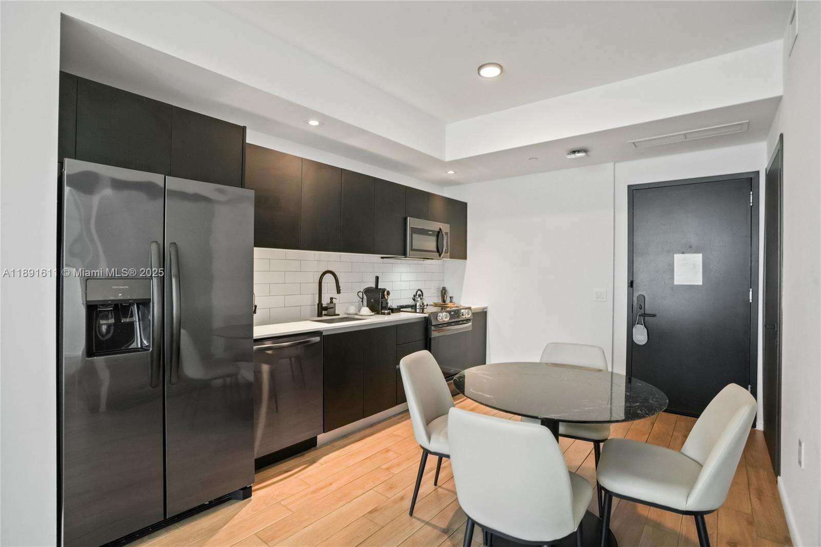 398 NE 5TH STREET - 398 5th St, Miami, FL 33132 | Picture 11