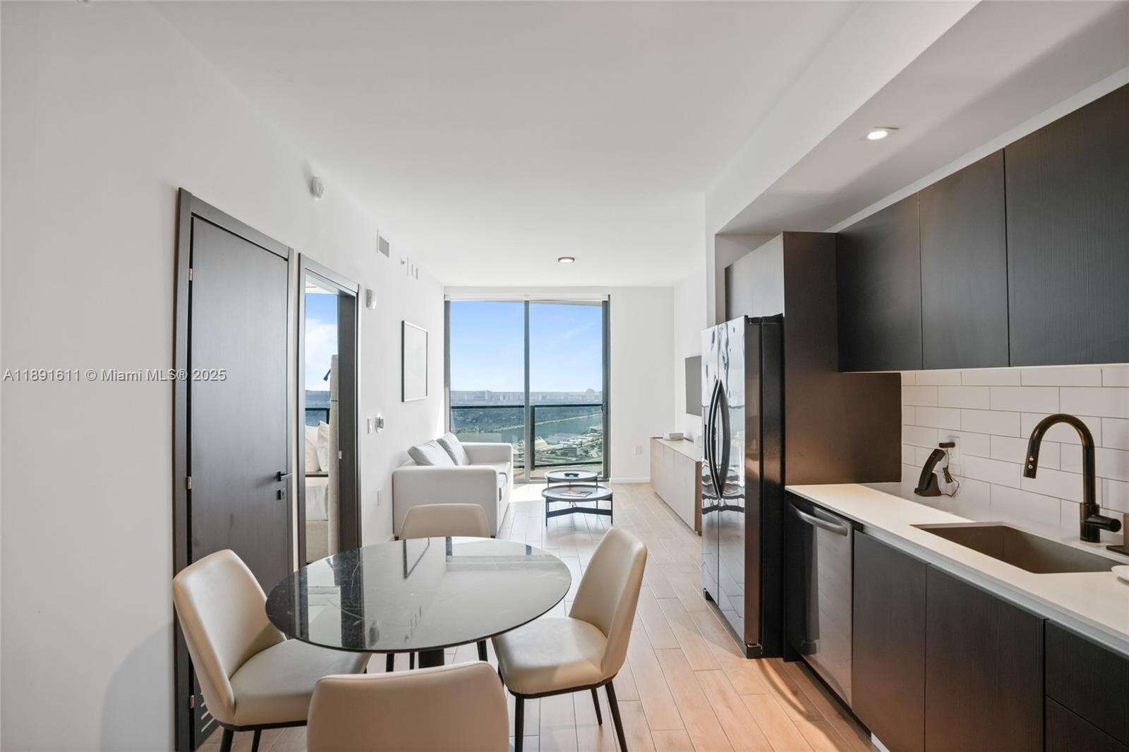 398 NE 5TH STREET - 398 5th St, Miami, FL 33132 | Picture 13