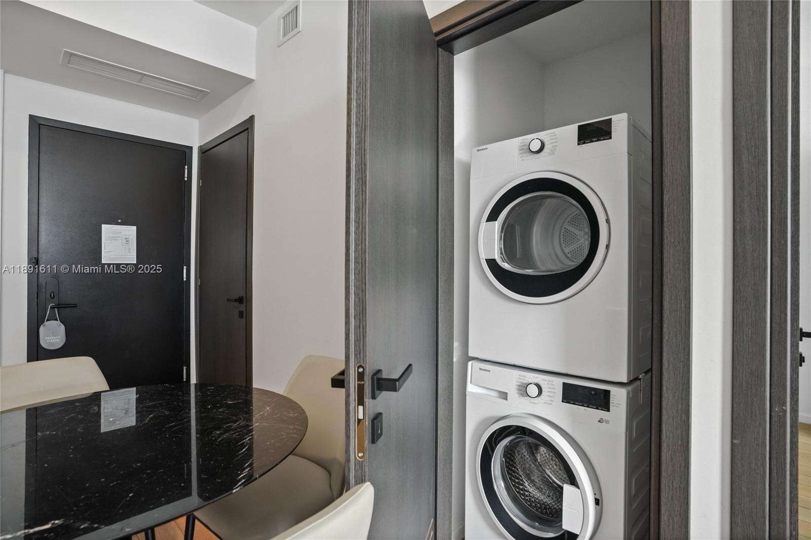 398 NE 5TH STREET - 398 5th St, Miami, FL 33132 | Picture 14