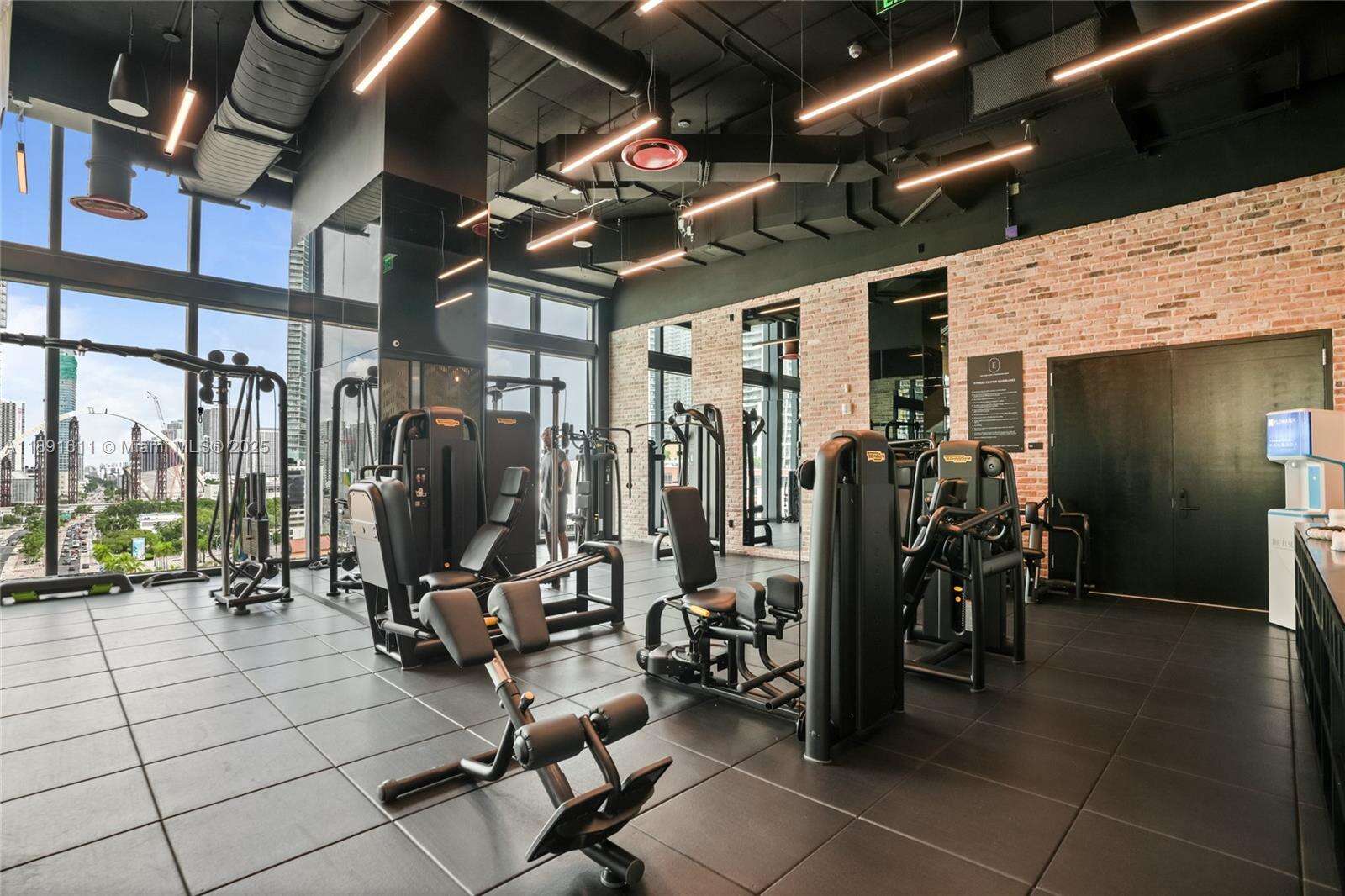 398 NE 5TH STREET - 398 5th St, Miami, FL 33132 | Picture 31