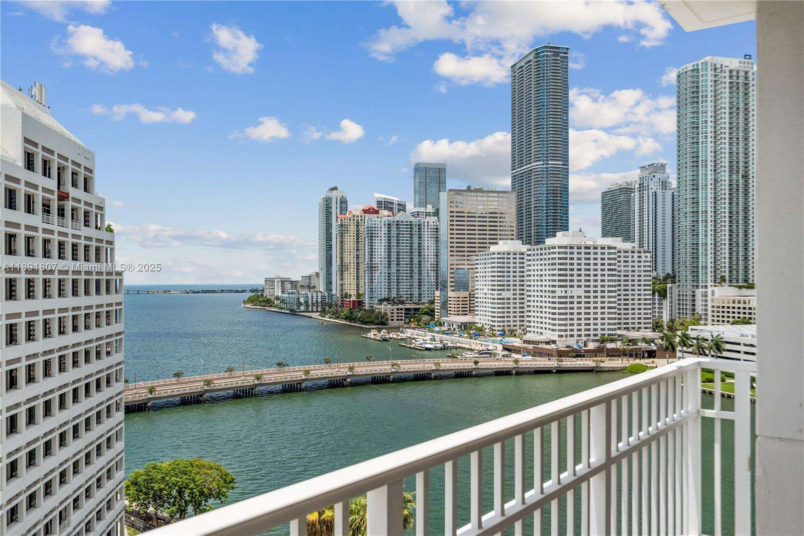 Courvoisier Courts at 701 Brickell Key Blvd, Miami, FL 33131 - For Sale photo 1