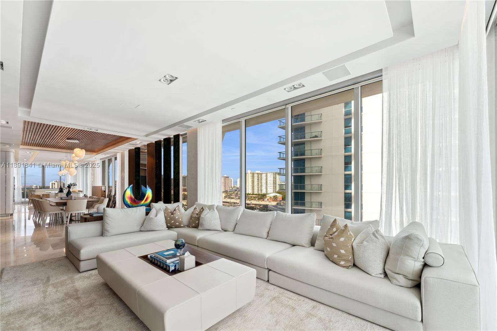 JADE SIGNATURE - 16901 Collins Ave, Sunny Isles Beach, FL 33160 | Picture 2