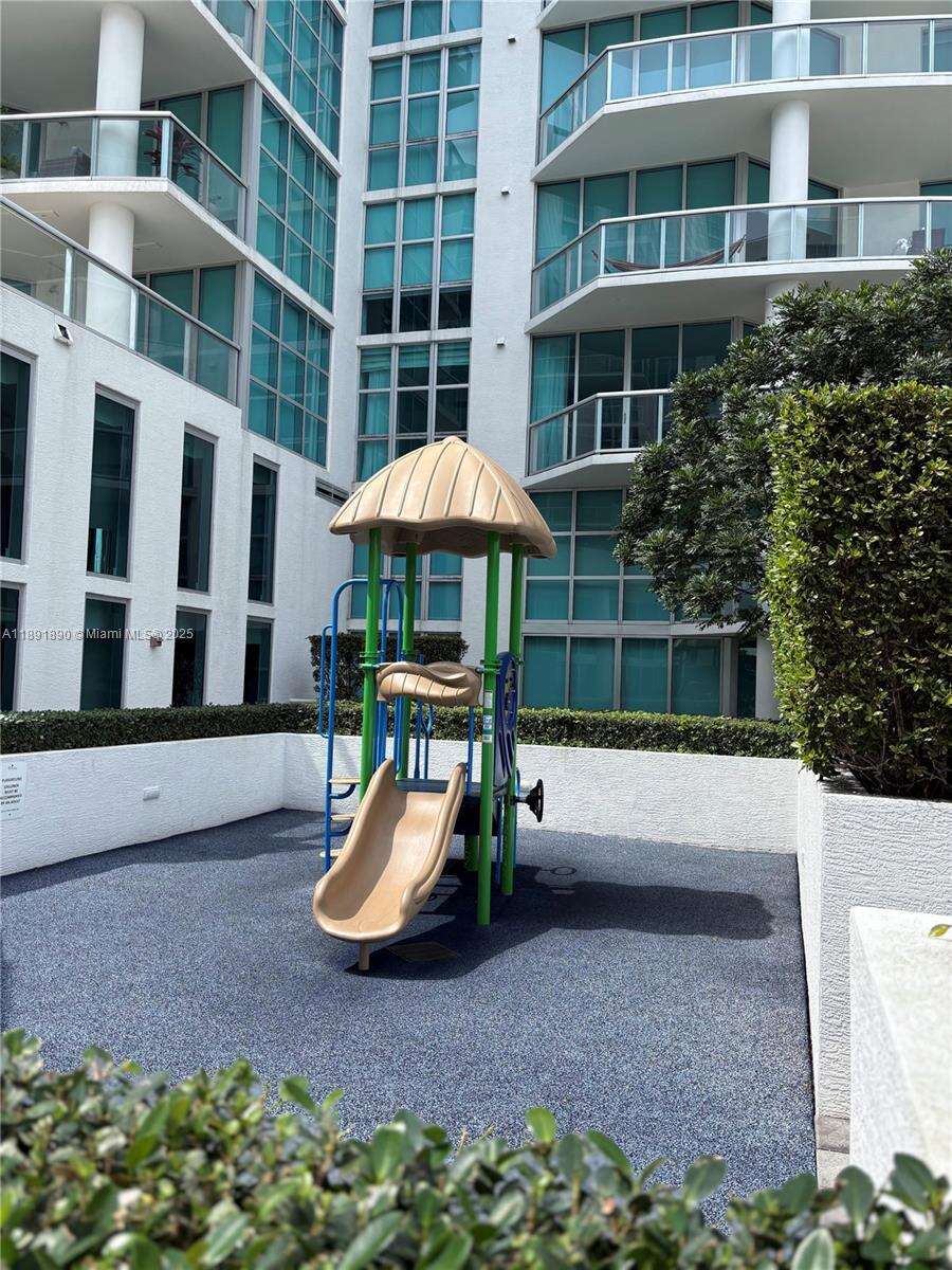 The Atrium At Aventura at 3131 188 St, Aventura, FL 33180 - For Sale photo 2