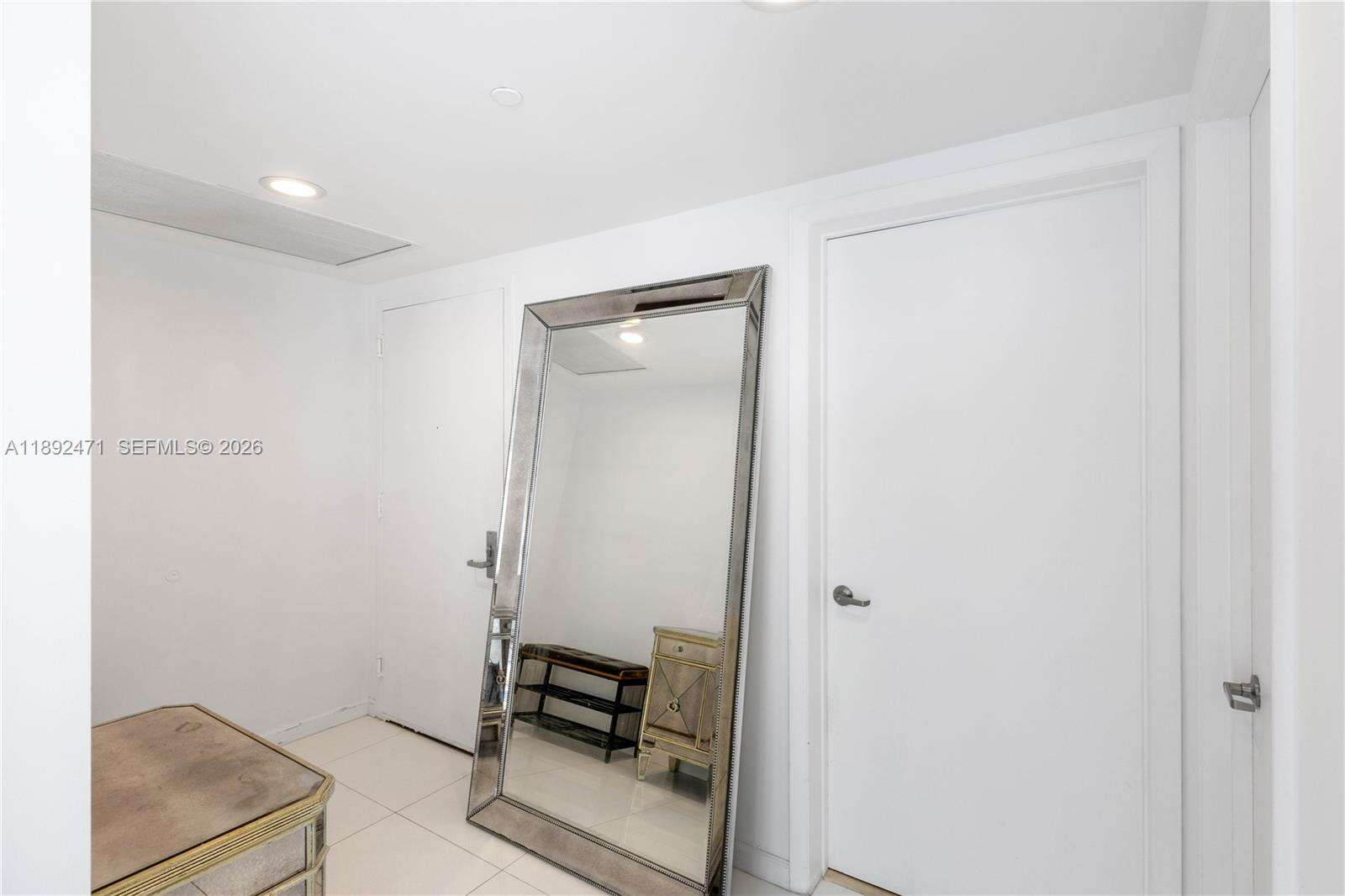 Icon Brickell 1 at 475 Brickell Ave, Miami, FL 33131 - For Sale photo 11