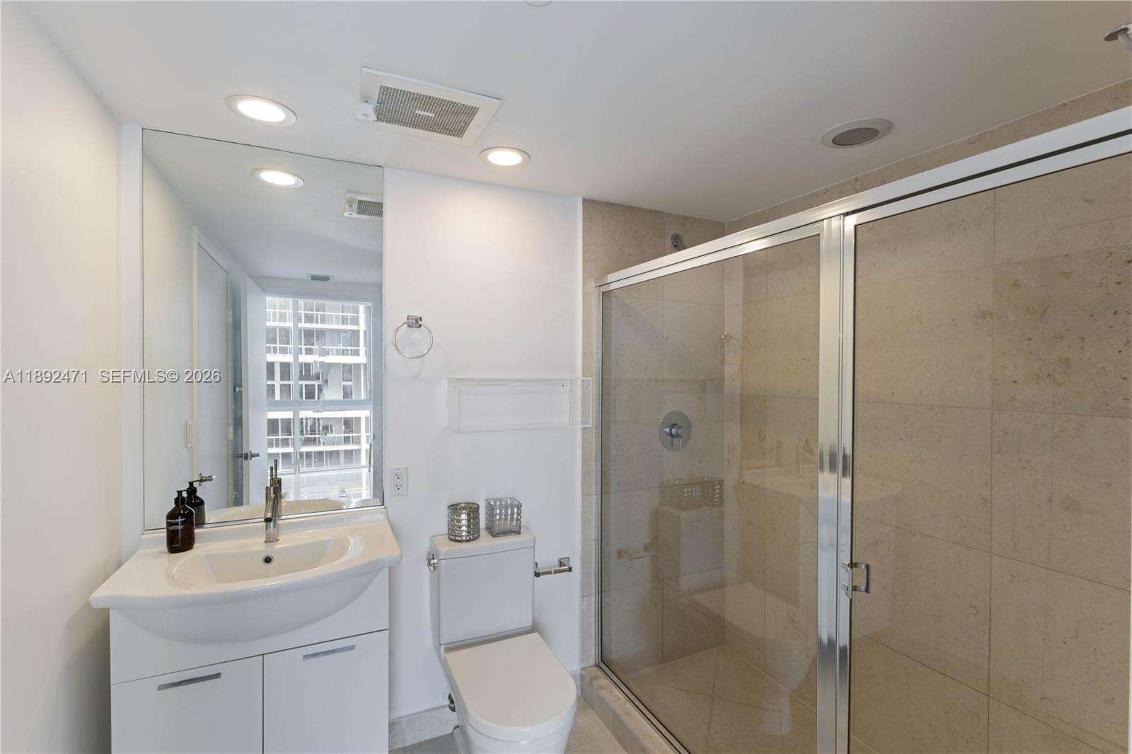 Icon Brickell 1 at 475 Brickell Ave, Miami, FL 33131 - For Sale photo 20