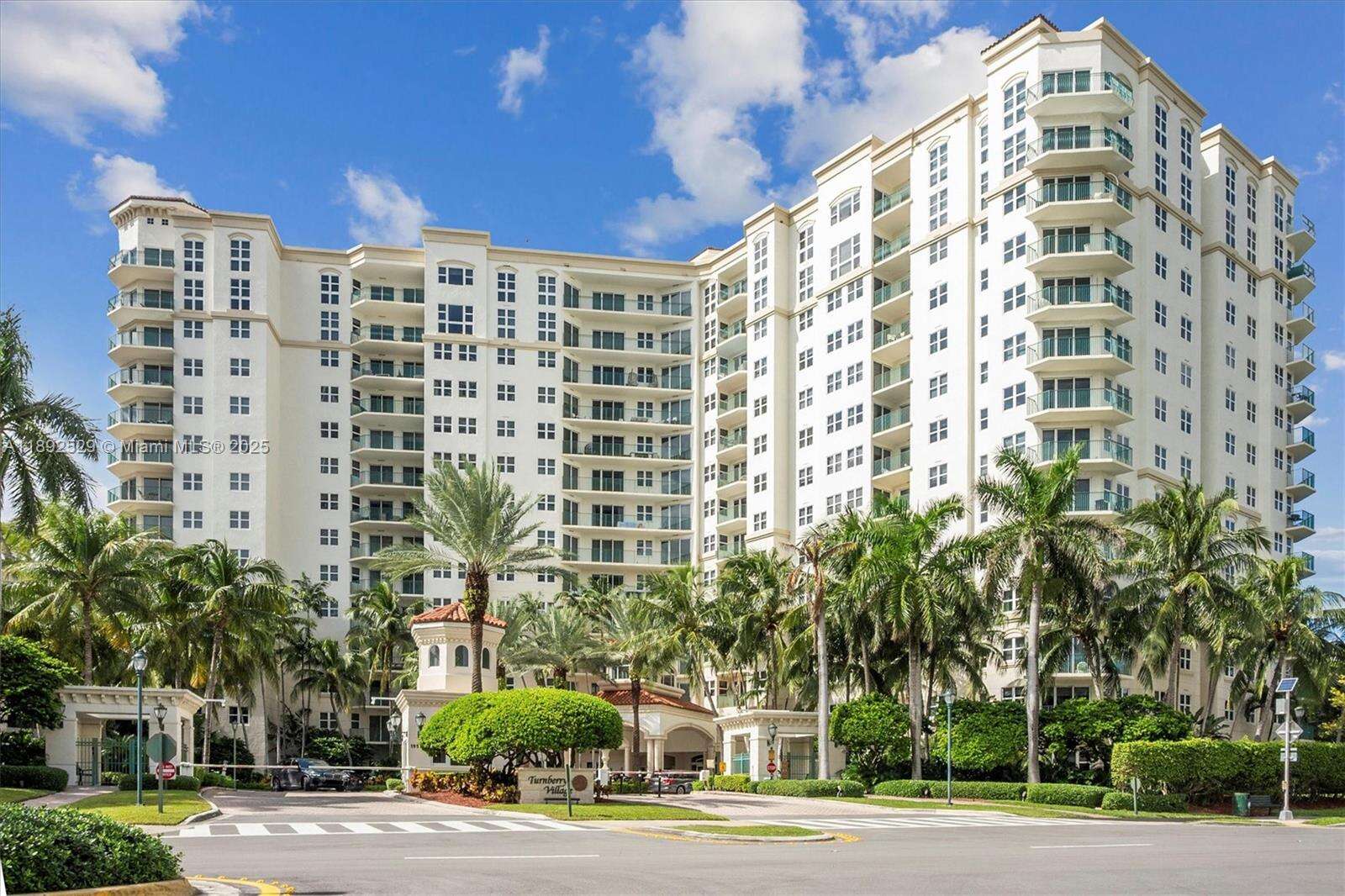 Turnberry Village North at 20000 Country Club Dr, Aventura, FL 33180 - For Sale photo 2