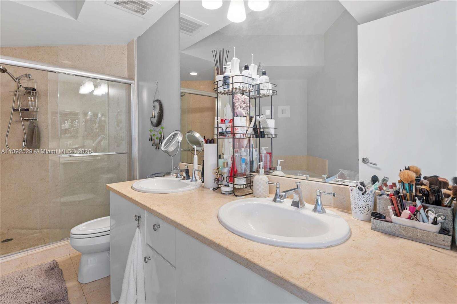 Turnberry Village North at 20000 Country Club Dr, Aventura, FL 33180 - For Sale photo 33