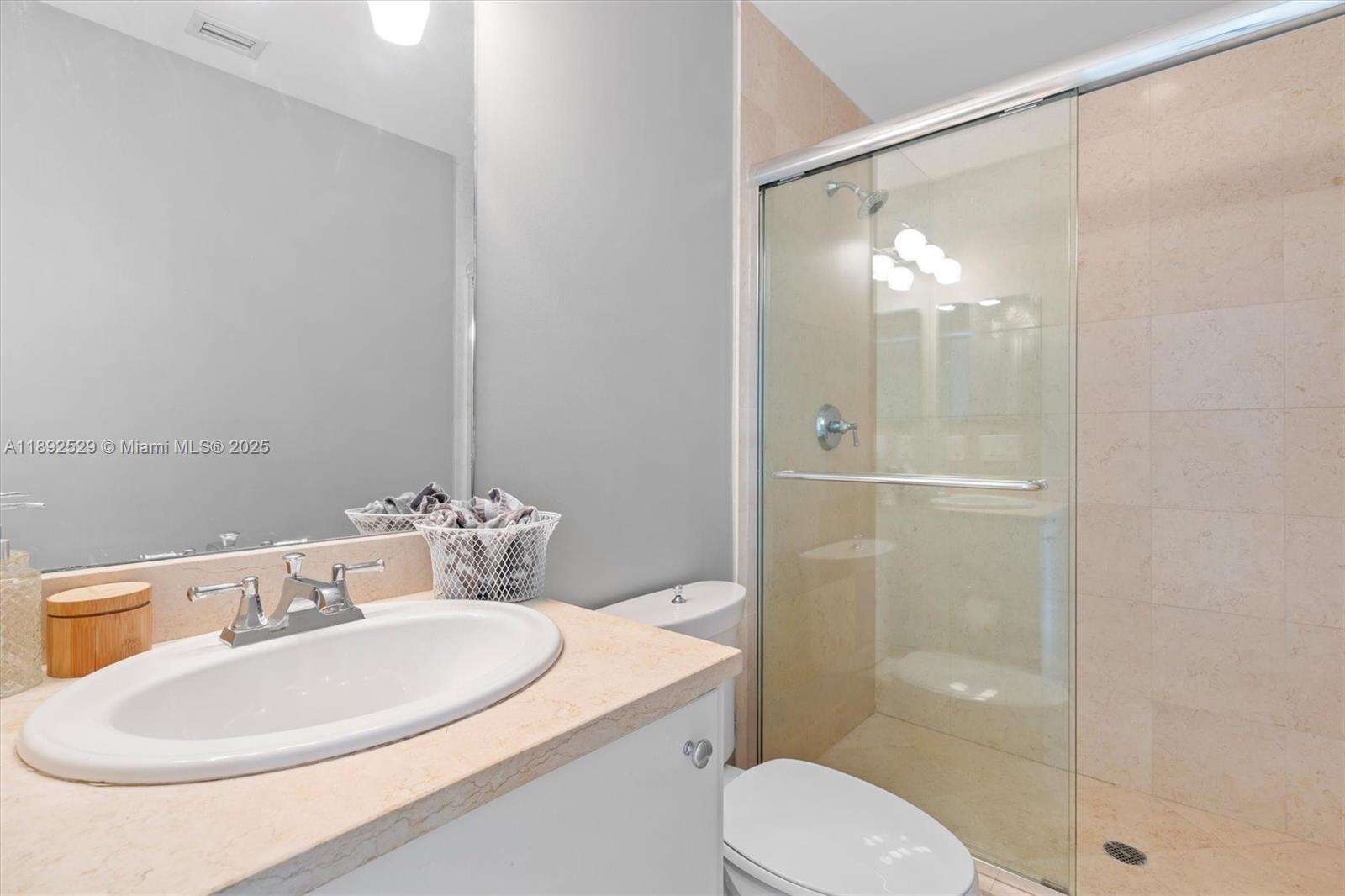 Turnberry Village North at 20000 Country Club Dr, Aventura, FL 33180 - For Sale photo 39