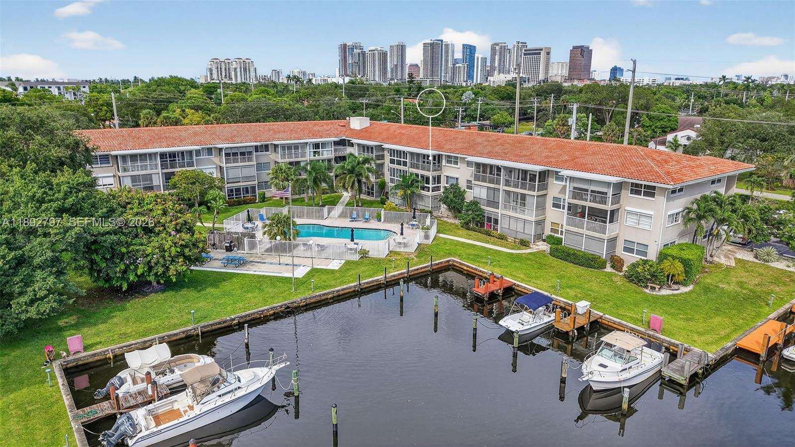 Rio Nuevo A Condos for Sale & Rent | Picture 1