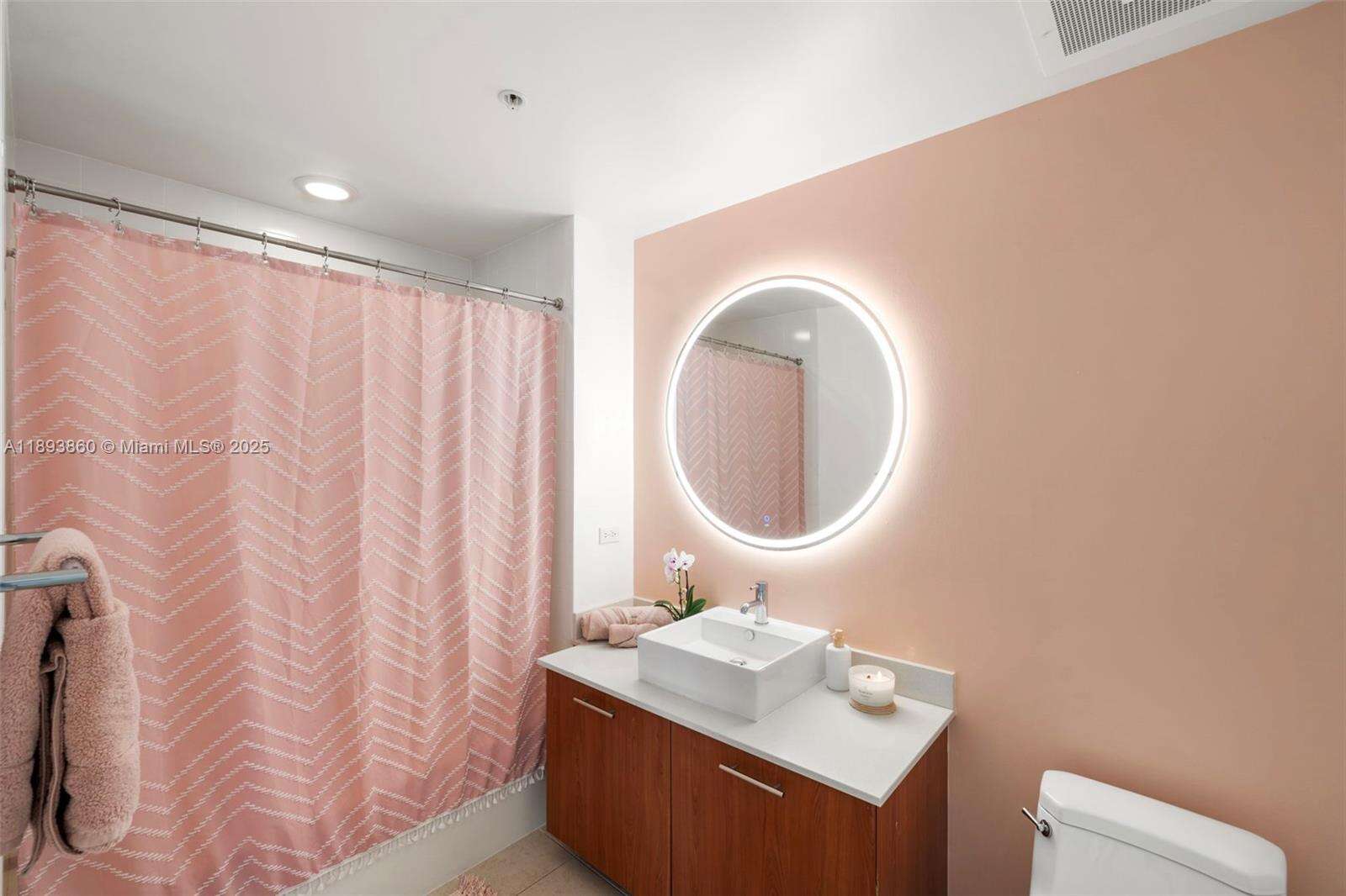 Four Midtown at 3301 1 Ave, Miami, FL 33137 - For Sale photo 16
