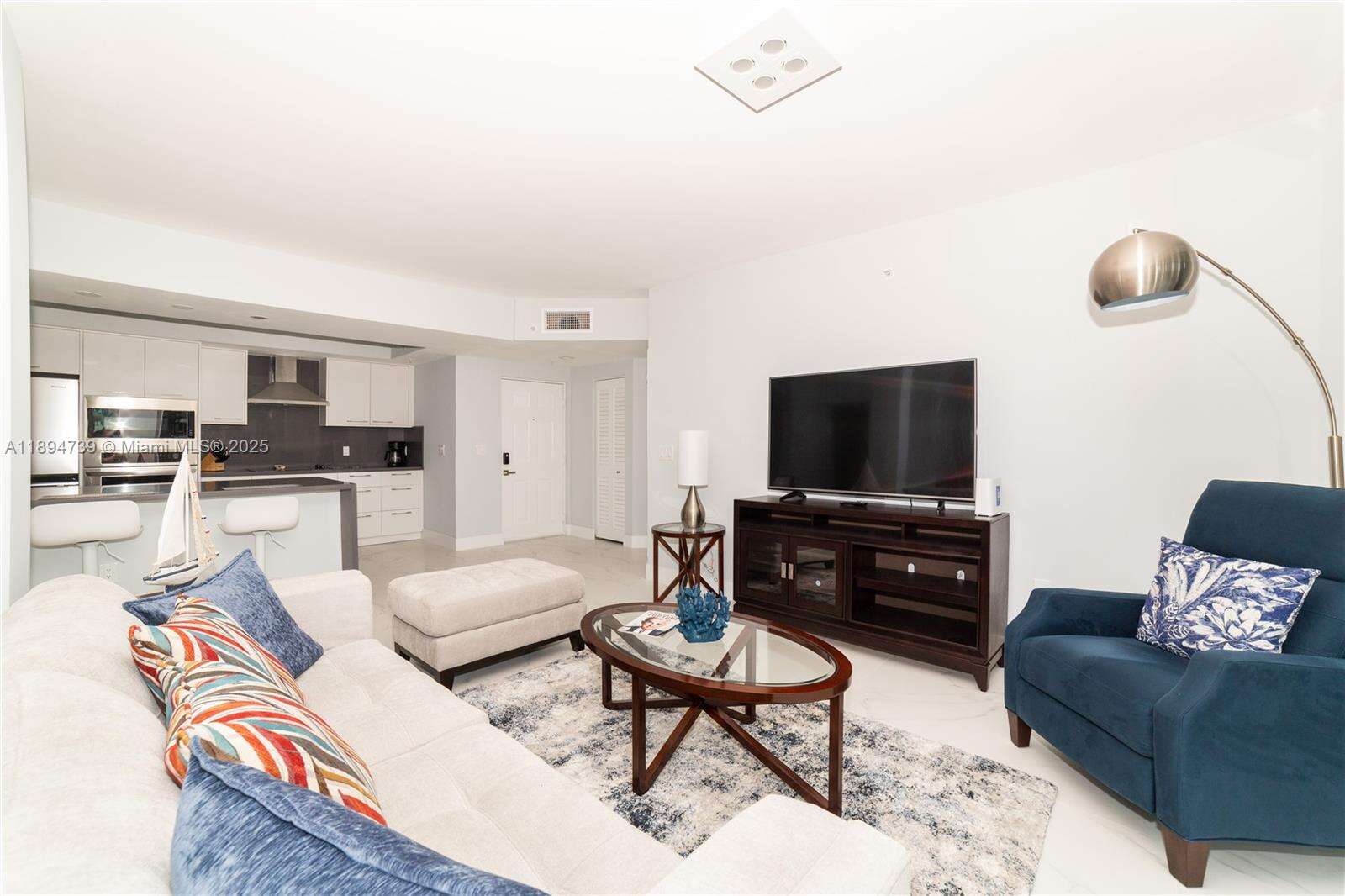 Porto Bellagio at 17145 Bay Rd, Sunny Isles Beach, FL 33160 - For Sale photo 12