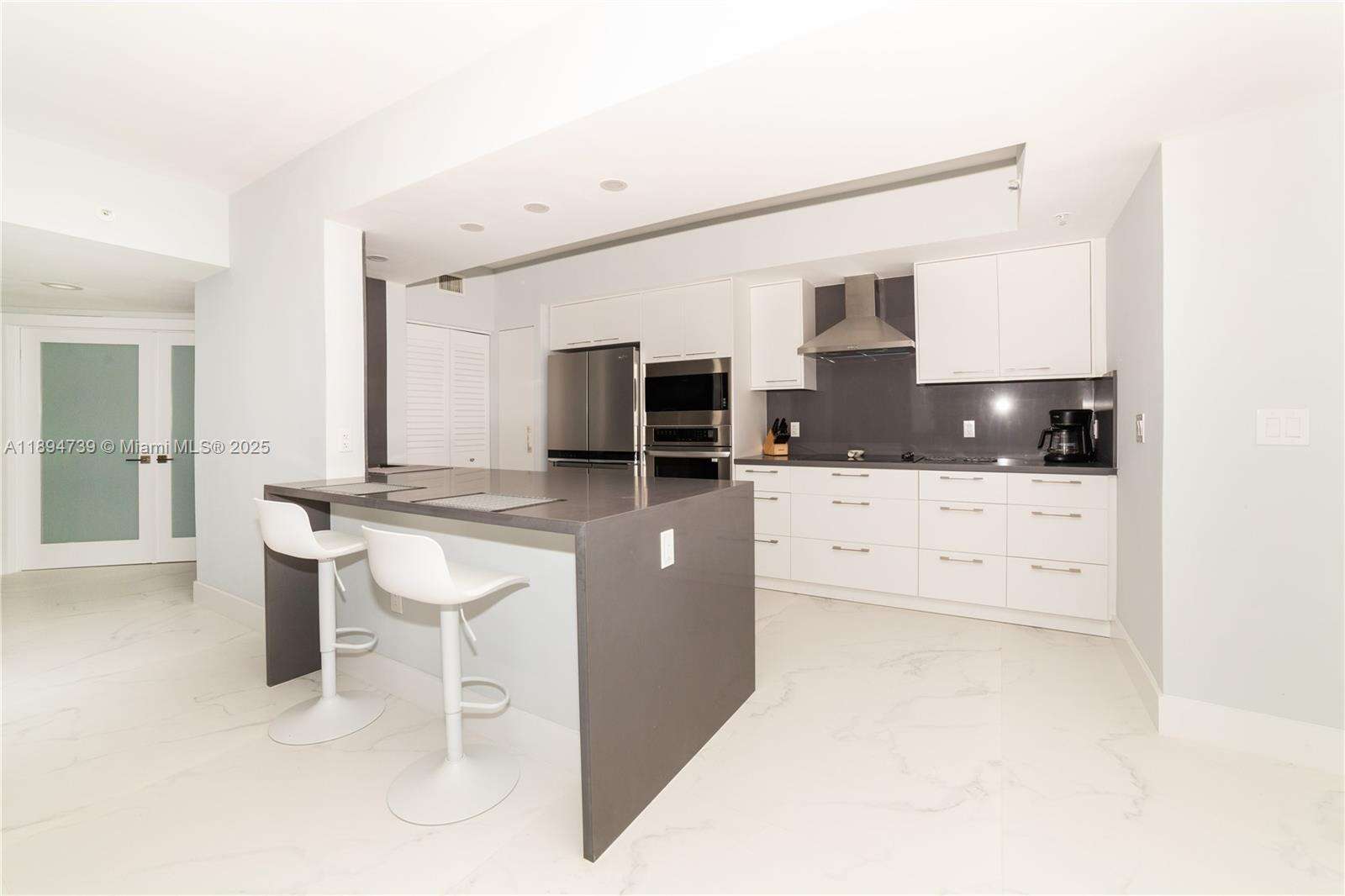 Porto Bellagio at 17145 Bay Rd, Sunny Isles Beach, FL 33160 - For Sale photo 15