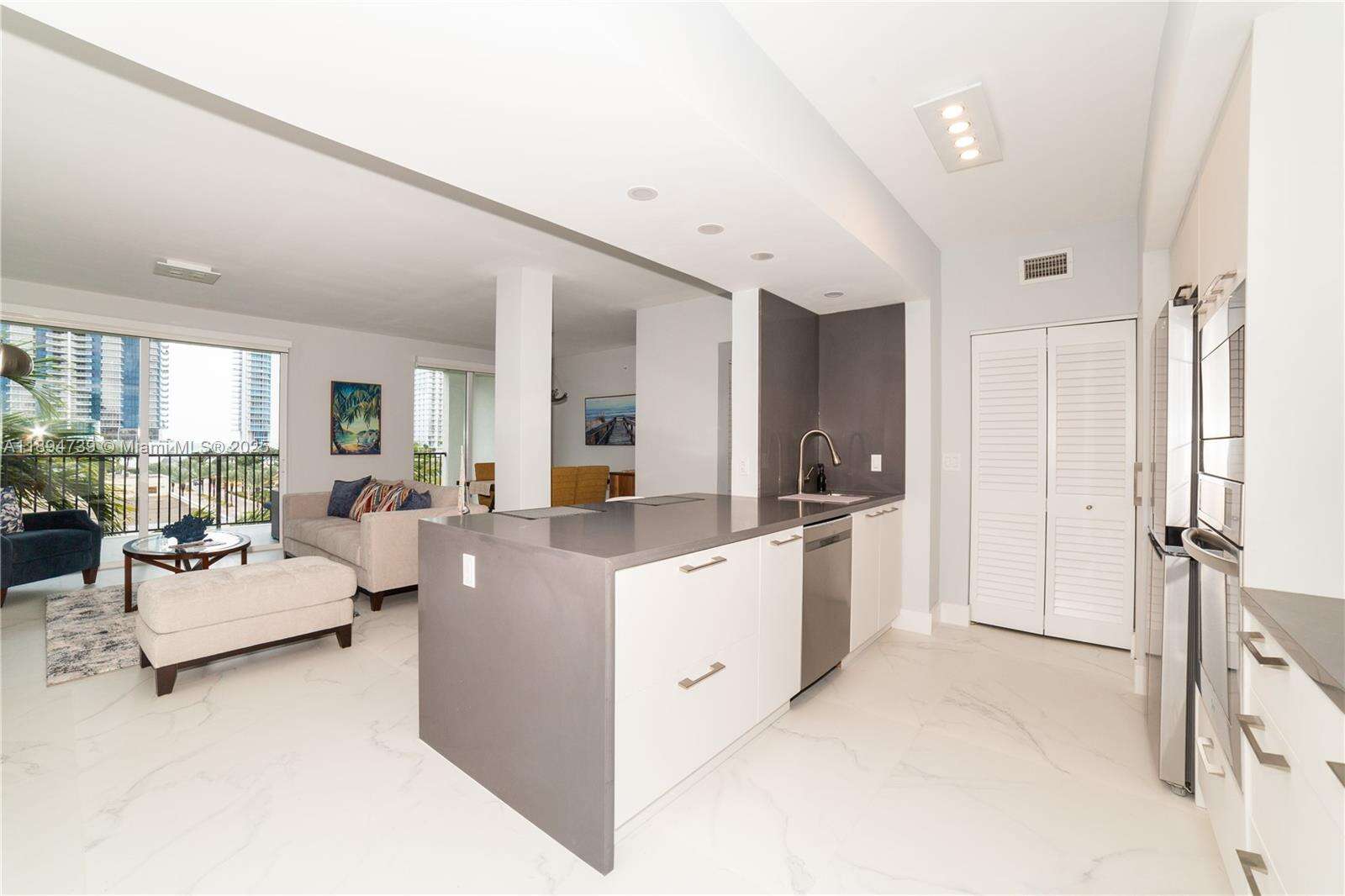 Porto Bellagio at 17145 Bay Rd, Sunny Isles Beach, FL 33160 - For Sale photo 18