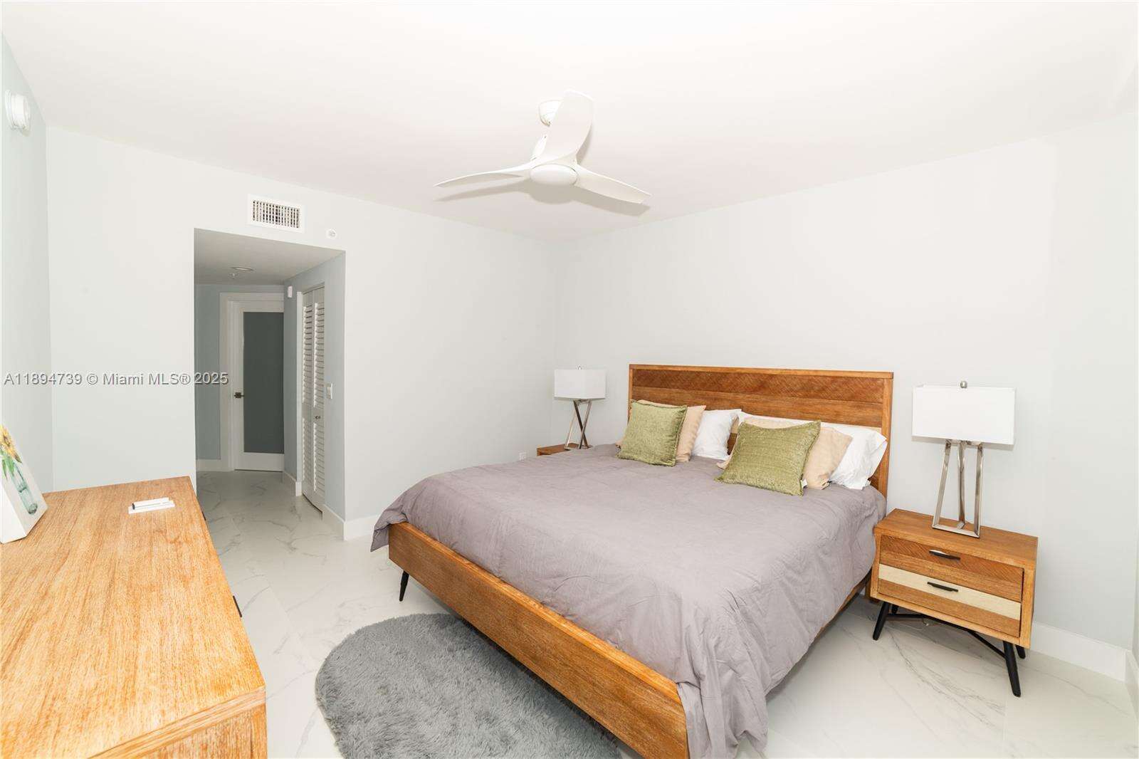 Porto Bellagio at 17145 Bay Rd, Sunny Isles Beach, FL 33160 - For Sale photo 28