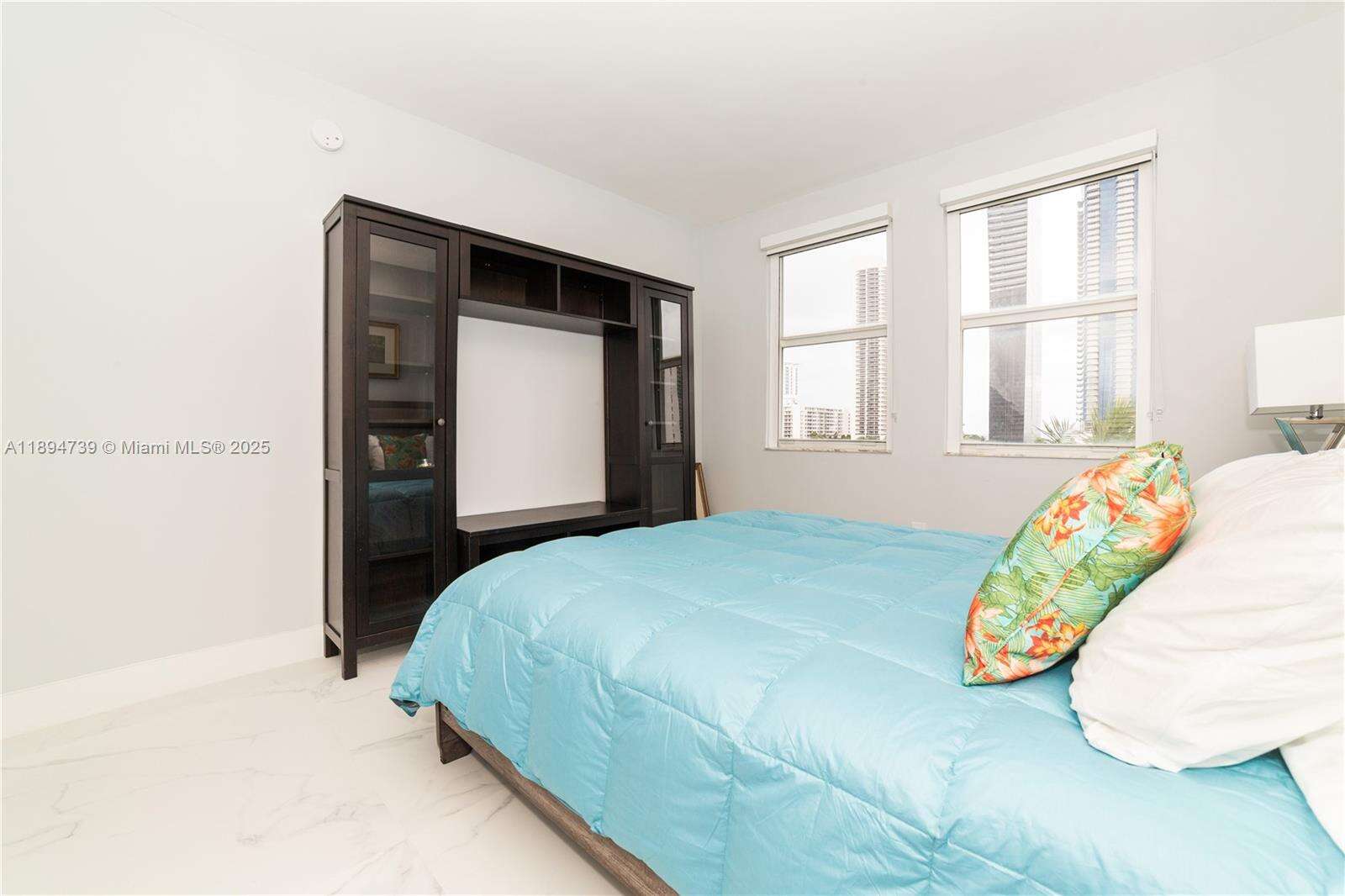 Porto Bellagio at 17145 Bay Rd, Sunny Isles Beach, FL 33160 - For Sale photo 43