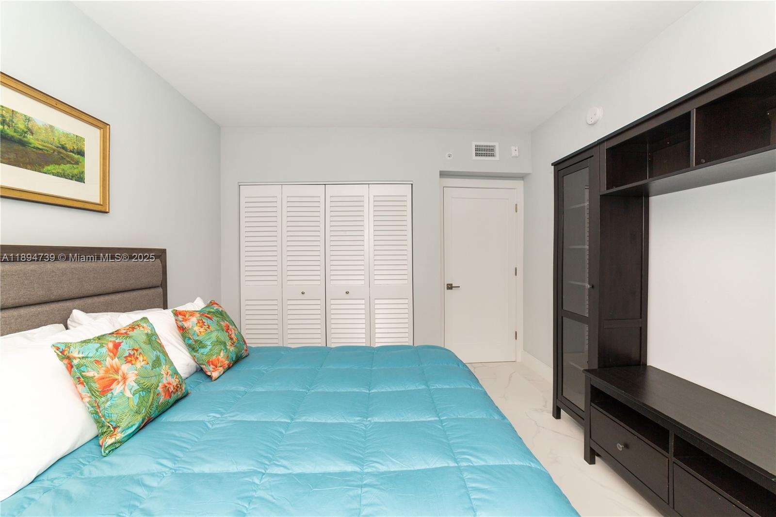 Porto Bellagio at 17145 Bay Rd, Sunny Isles Beach, FL 33160 - For Sale photo 47