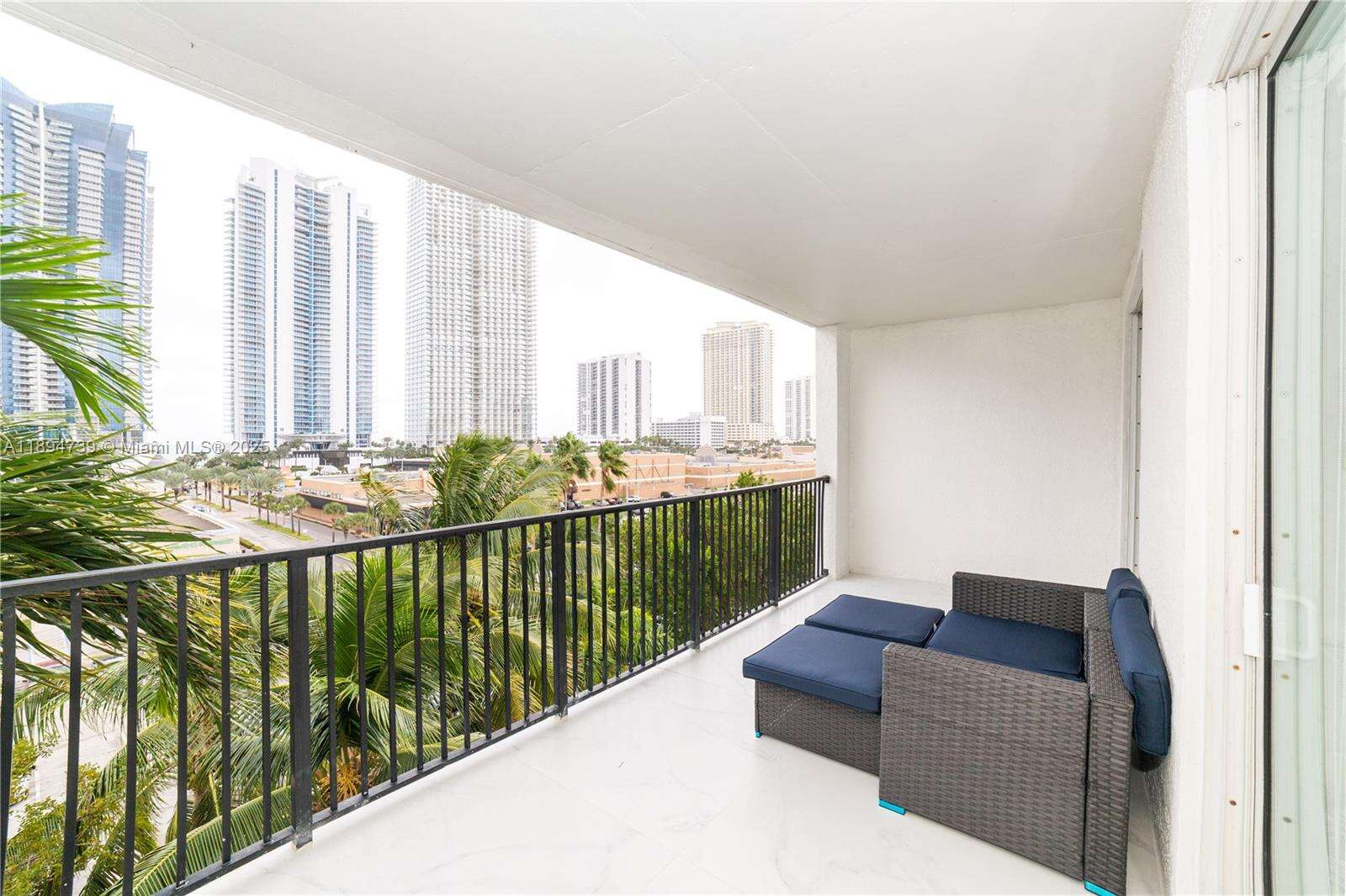 Porto Bellagio at 17145 Bay Rd, Sunny Isles Beach, FL 33160 - For Sale photo 48