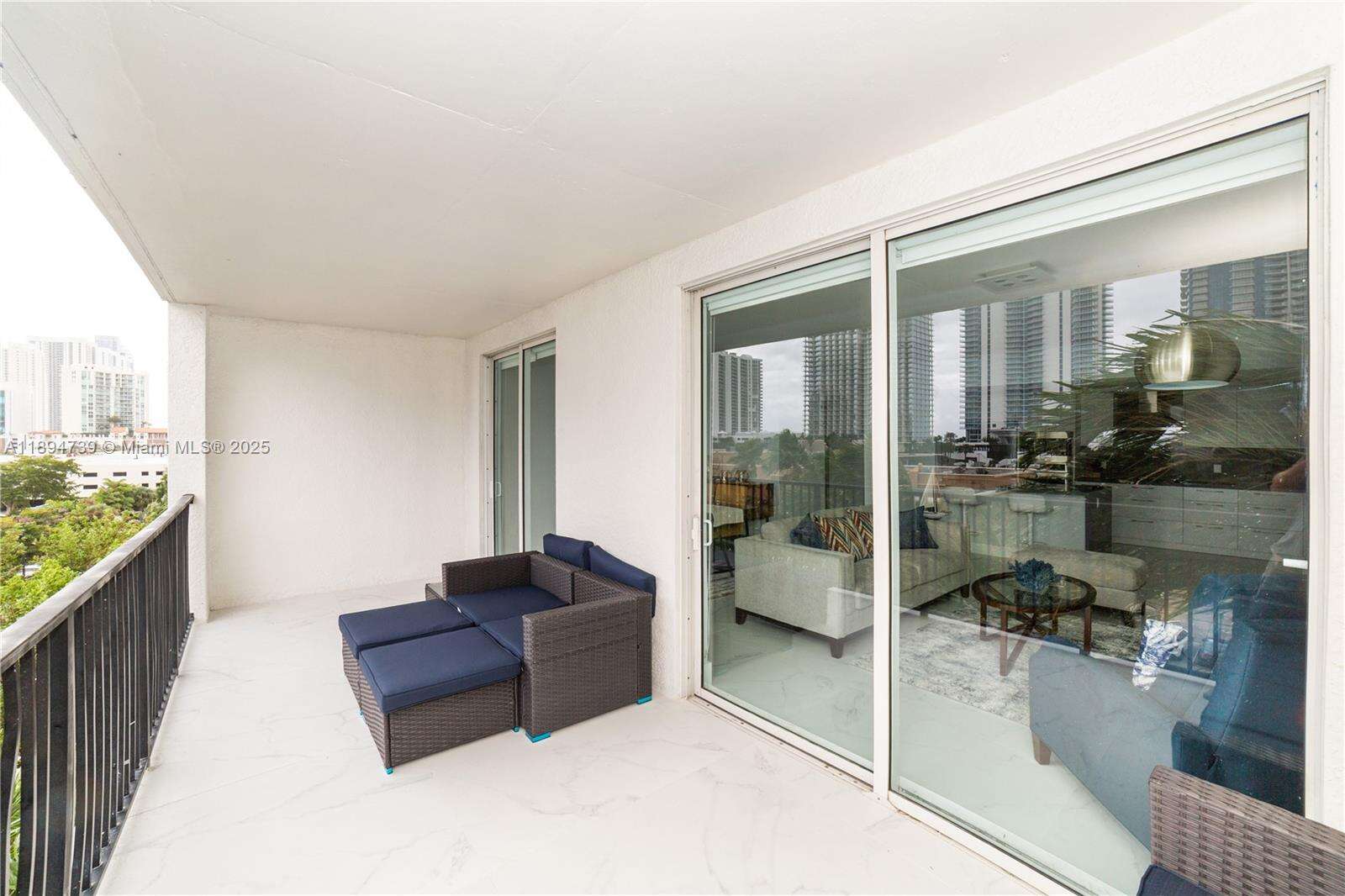 Porto Bellagio at 17145 Bay Rd, Sunny Isles Beach, FL 33160 - For Sale photo 51