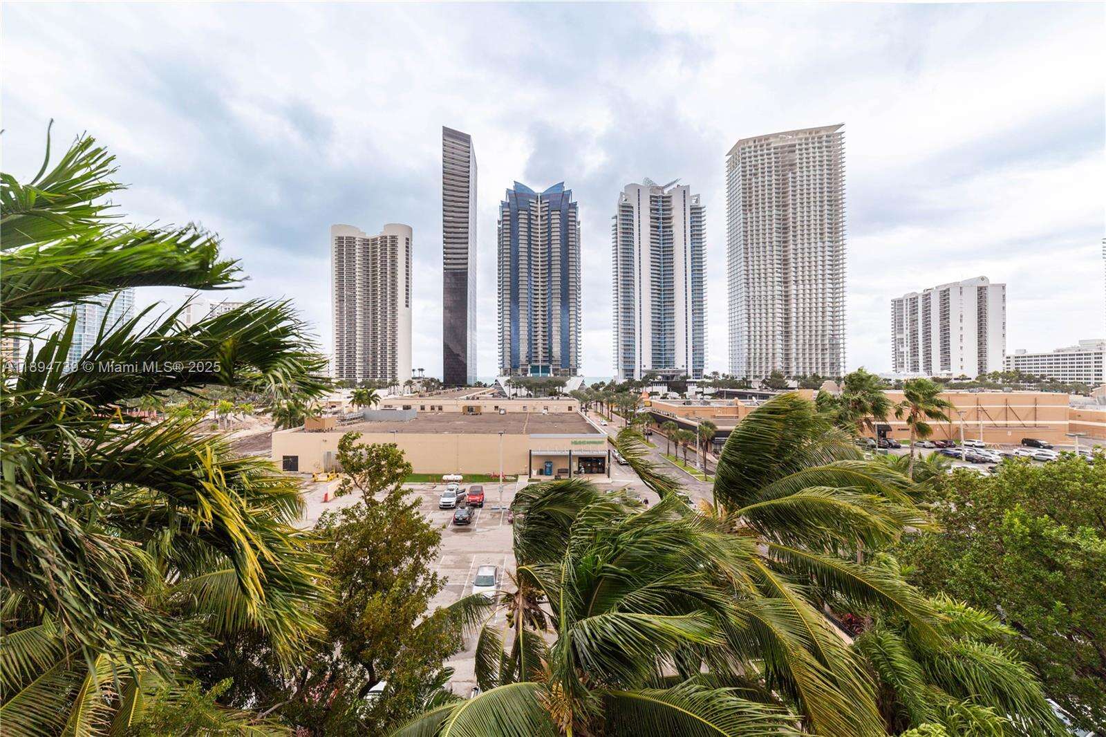 Porto Bellagio at 17145 Bay Rd, Sunny Isles Beach, FL 33160 - For Sale photo 53