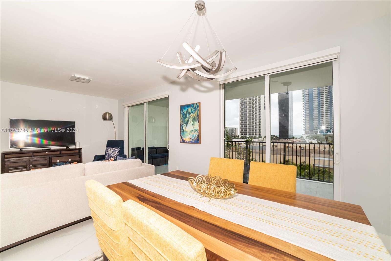Porto Bellagio at 17145 Bay Rd, Sunny Isles Beach, FL 33160 - For Sale photo 10