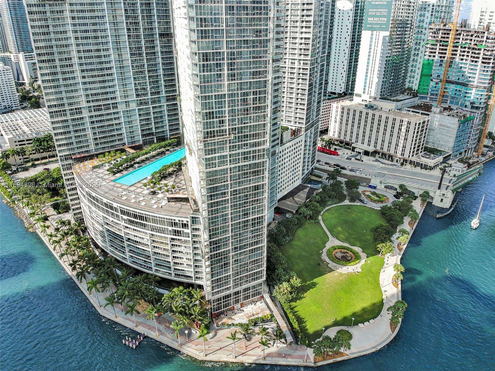 Icon Brickell 1 at 475 Brickell Ave, Miami, FL 33131 - For Sale photo 20