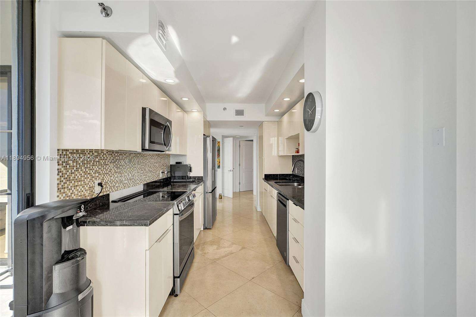 1000 Williams Island at 1000 Island Blvd, Aventura, FL 33160 - For Sale photo 24