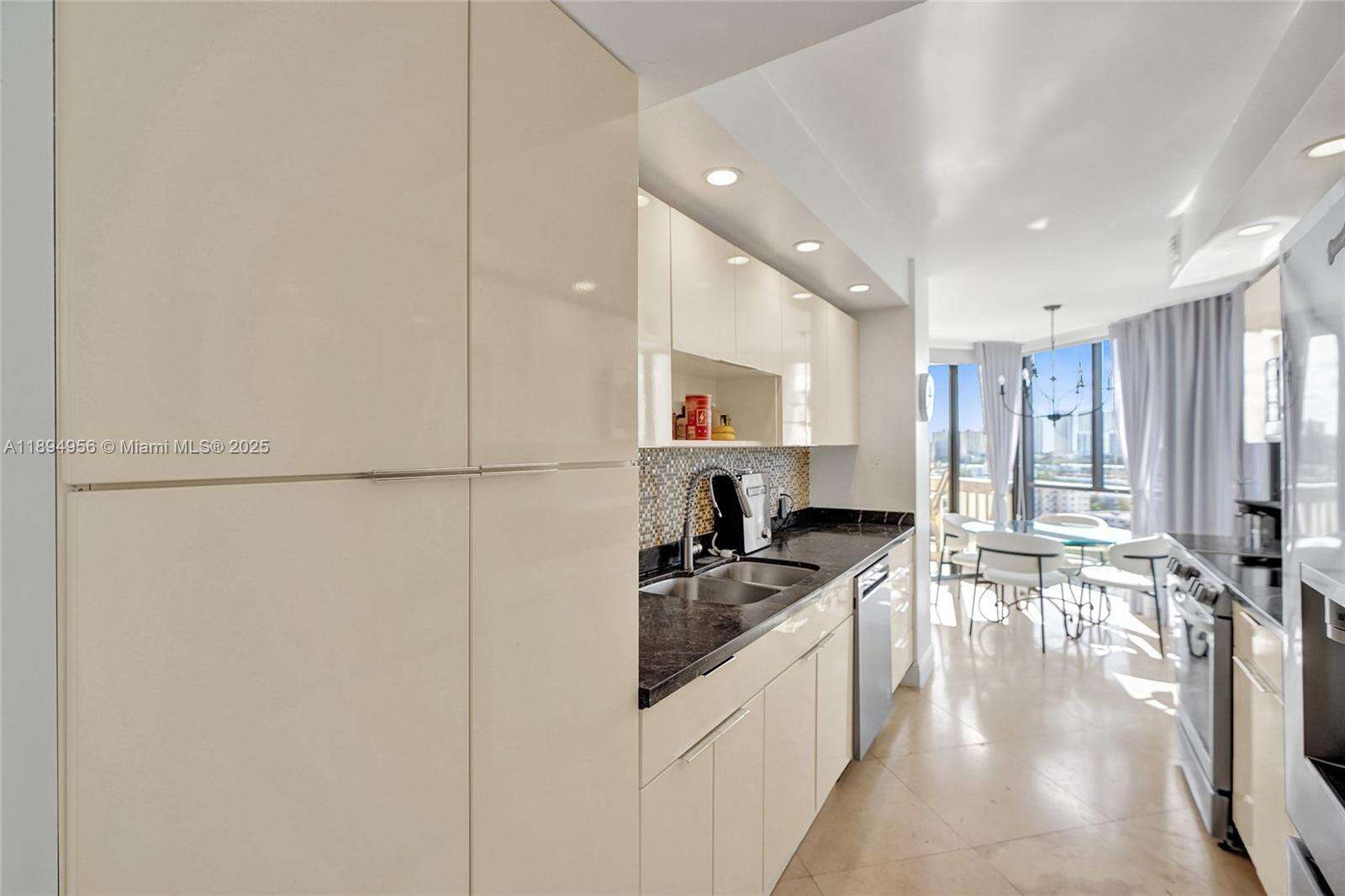 1000 Williams Island at 1000 Island Blvd, Aventura, FL 33160 - For Sale photo 26