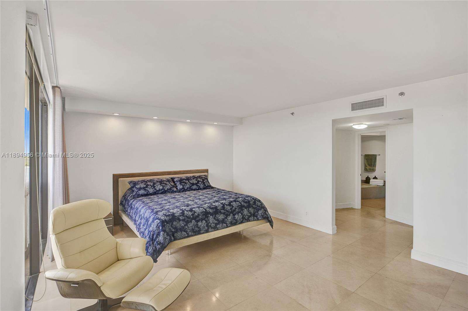 1000 Williams Island at 1000 Island Blvd, Aventura, FL 33160 - For Sale photo 40