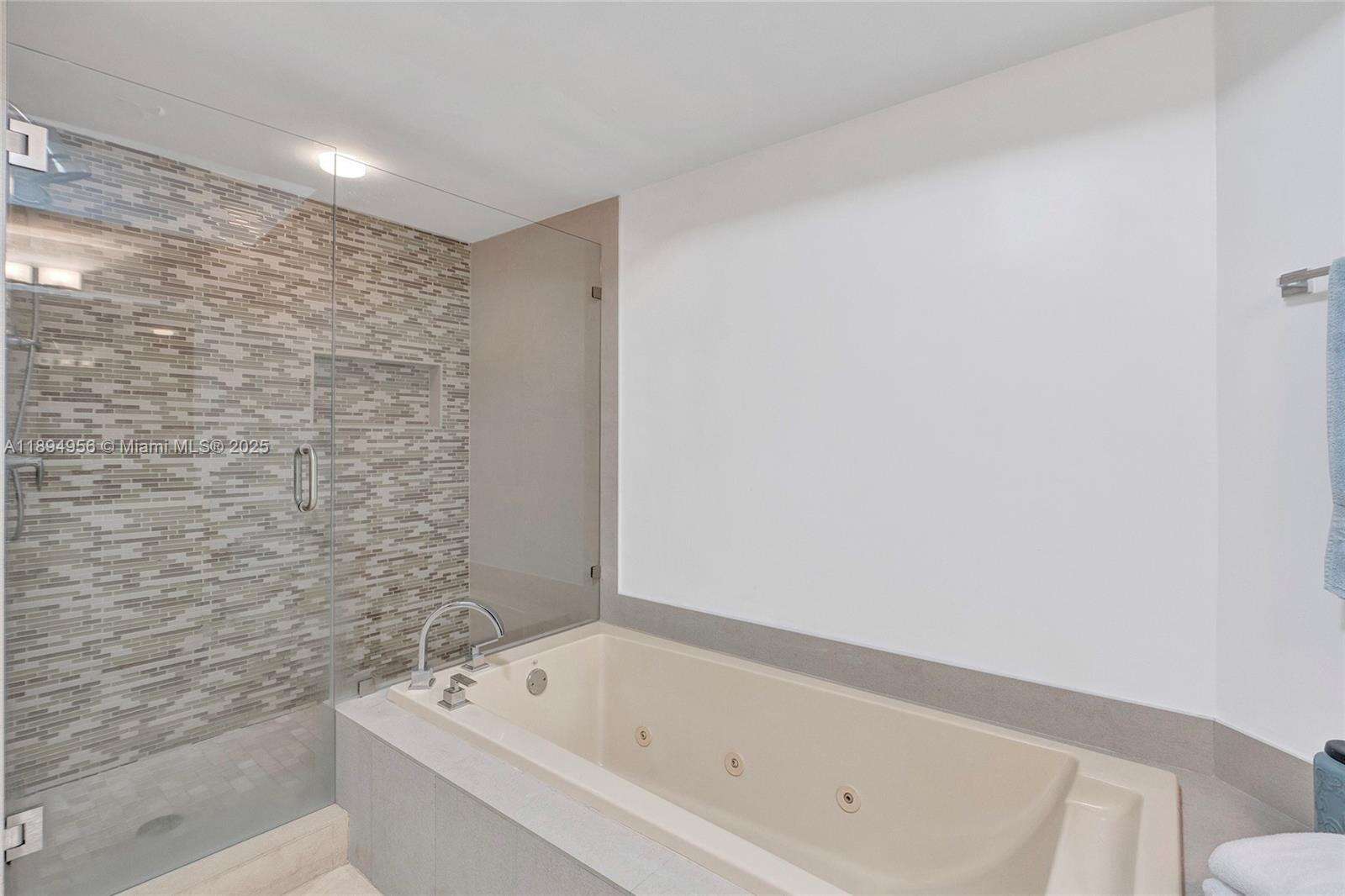 1000 Williams Island at 1000 Island Blvd, Aventura, FL 33160 - For Sale photo 50