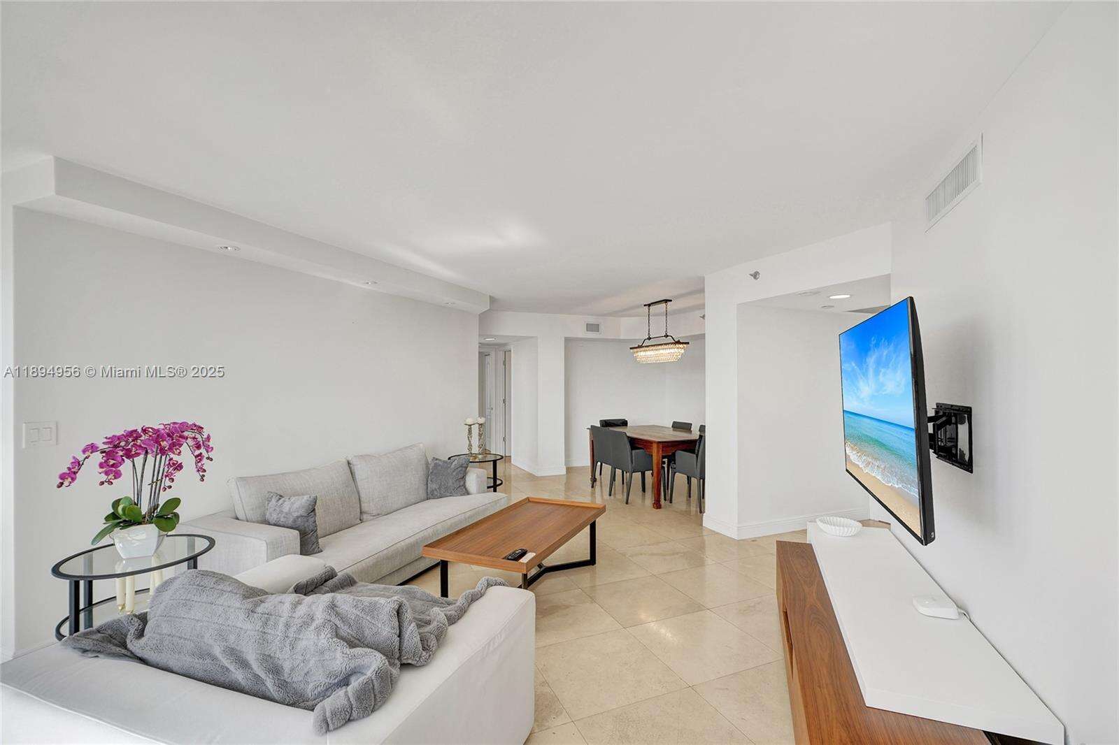 1000 Williams Island at 1000 Island Blvd, Aventura, FL 33160 - For Sale photo 6